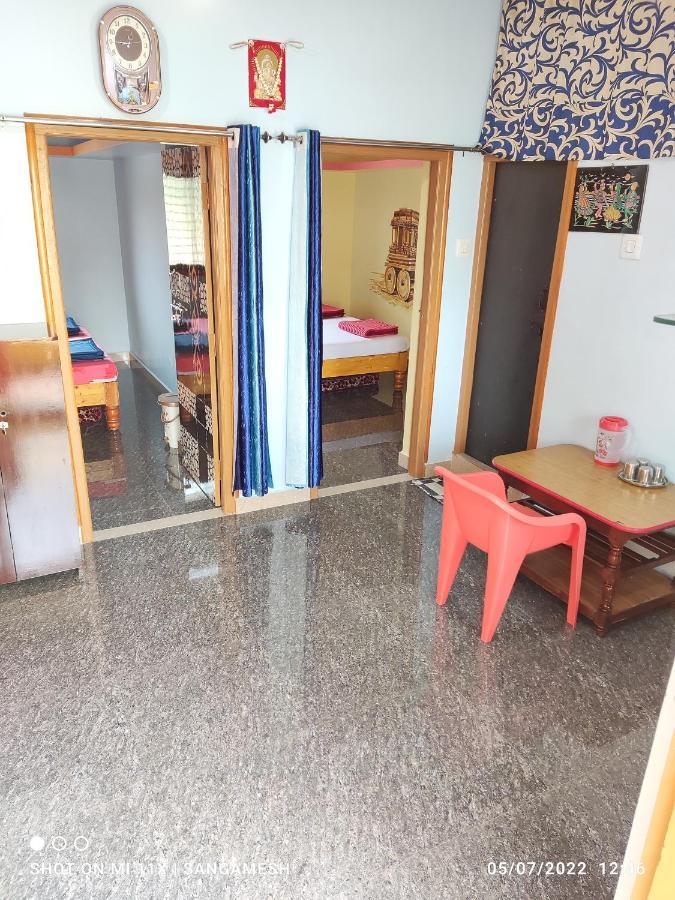 Vaibhav Home Stay 亨比 外观 照片