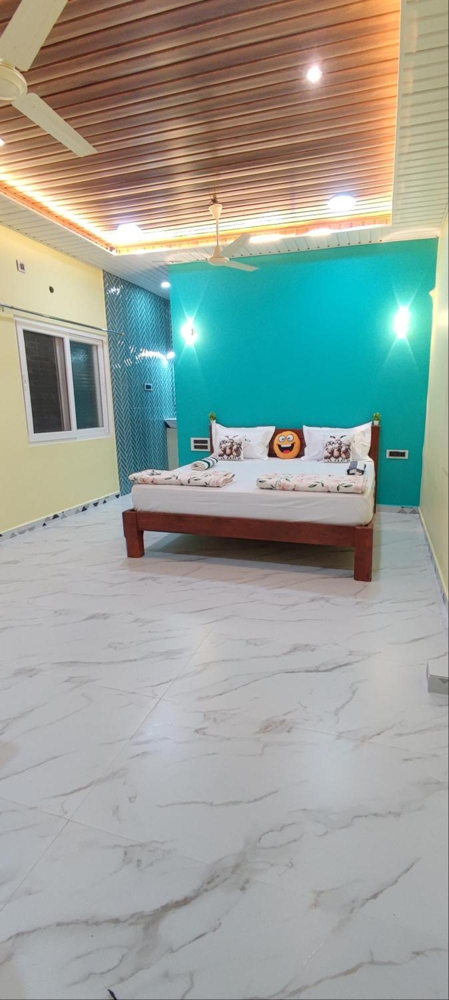 Vaibhav Home Stay 亨比 外观 照片