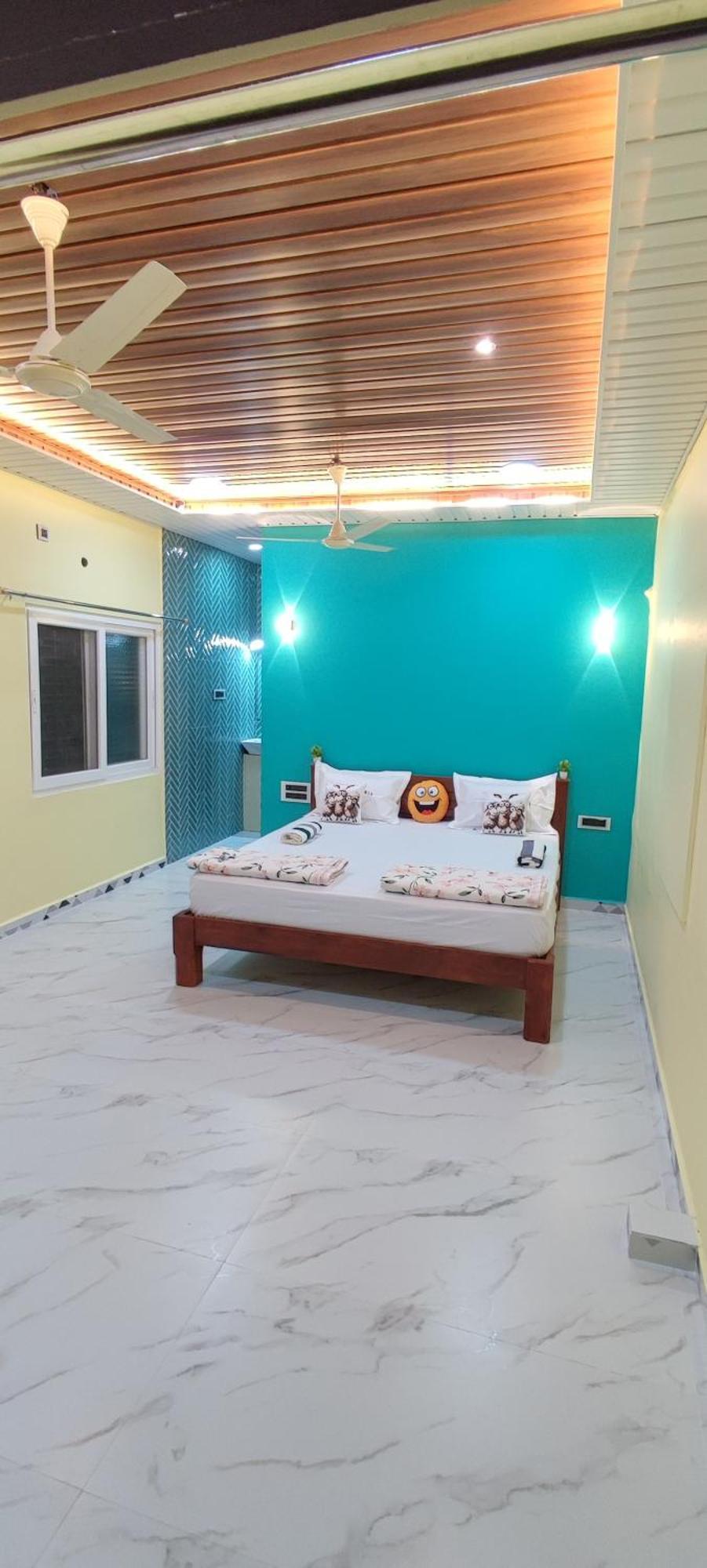 Vaibhav Home Stay 亨比 外观 照片