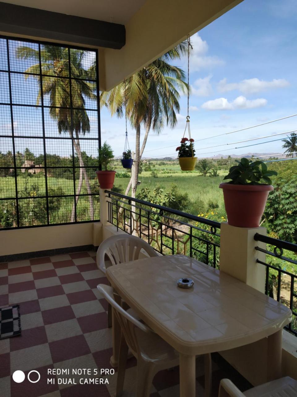 Vaibhav Home Stay 亨比 外观 照片